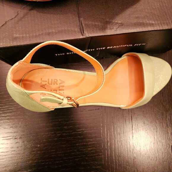 Naturalizer Vera Office Siren Sandals| Pastel Mint,|Sz 11M (New in Box) - Picture 6 of 11